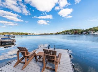 7 King Rd, Landing, NJ 07850