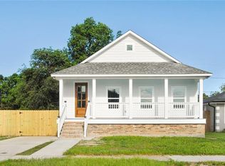 1800 Schnell Dr, Arabi, LA 70032