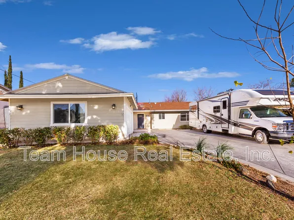 22327 Espuella Dr, Santa Clarita, CA 91350