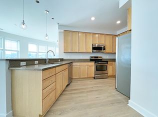 24 New Derby St #402, Salem, MA 01970
