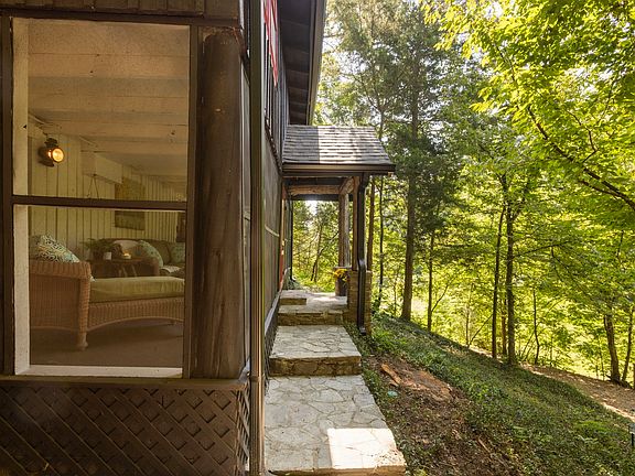 12th image of this home