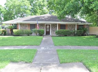 4202 Black Locust Dr, Houston, TX 77088