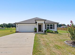 133 Mulberry Dr, Lucedale, MS 39452