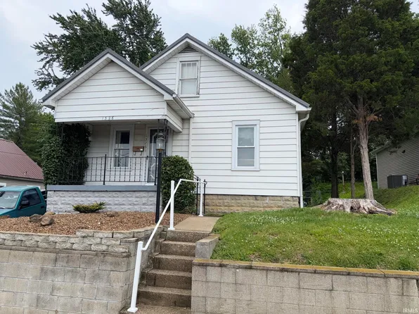 1326 Leopold St, Jasper, IN 47546