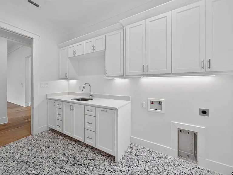 7517 Cross Gate Way — Photo 41