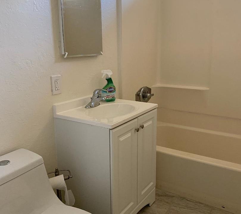 1st image of 2257 Pasetta Dr #3
