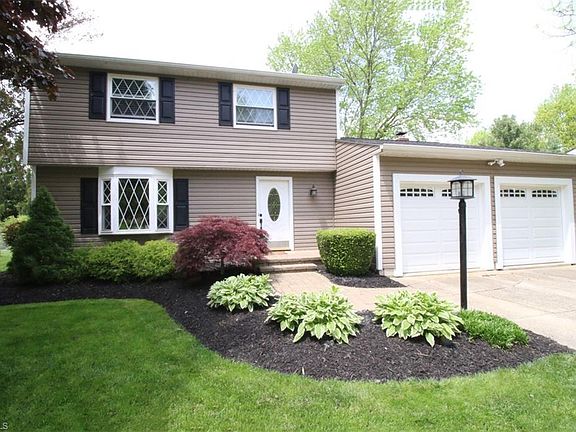2nd image of 4652 Seminole Cir