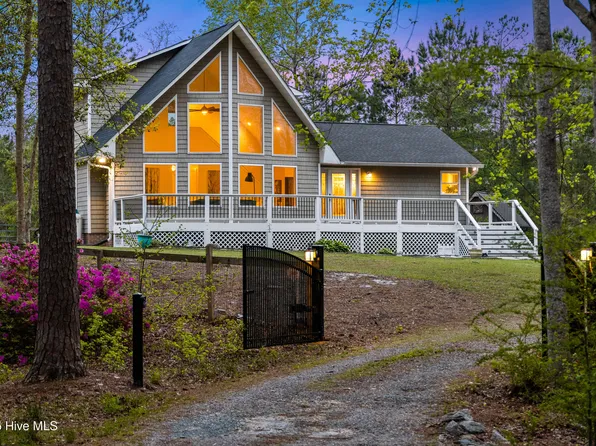 8050 Rachel Wynd Road NE, Leland, NC 28451