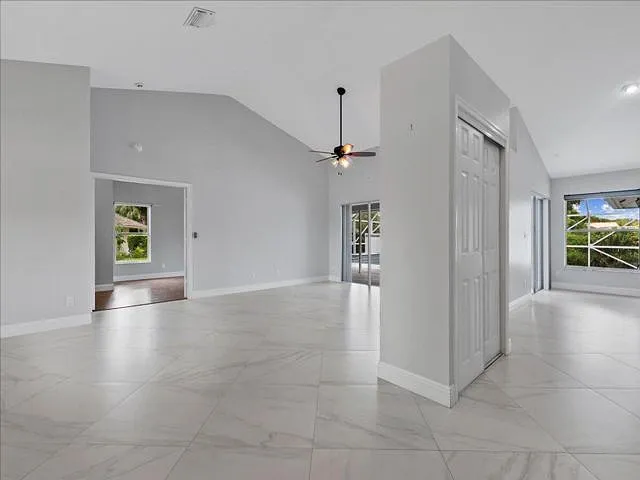 15575 Woodmar Ct — Photo 14