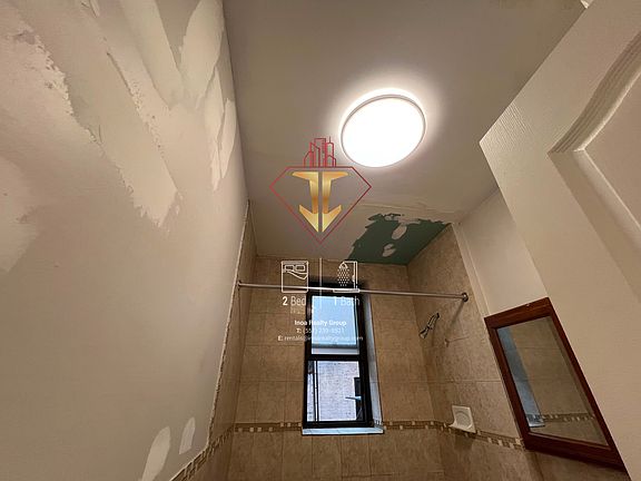 5th image of 92-94 Highland Ave #B1