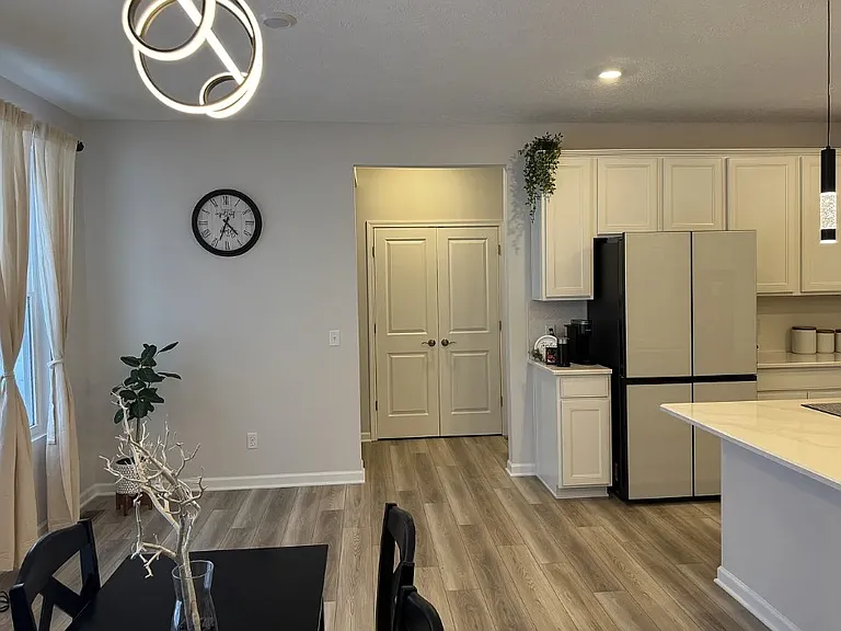 3807 Golden Wood Way — Photo 6
