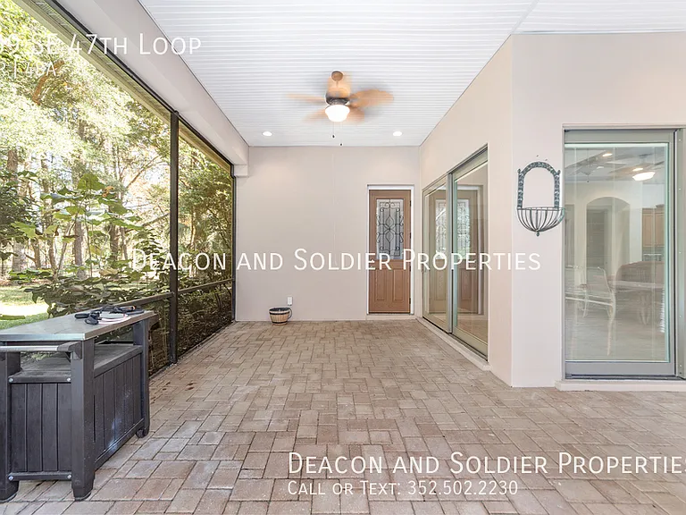 609 SE 47th Loop — Photo 10