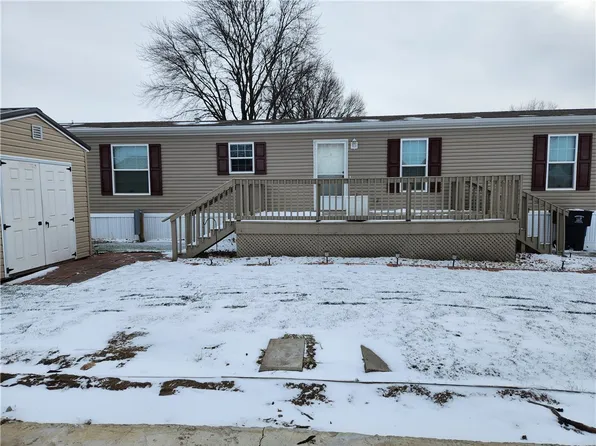 86 Four Seasons Est, Effingham, IL 62401