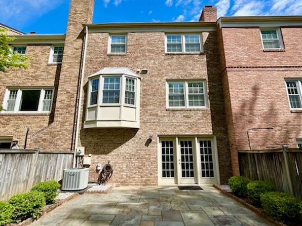 9303 Clanbrook Ct, Fairfax, VA 22031