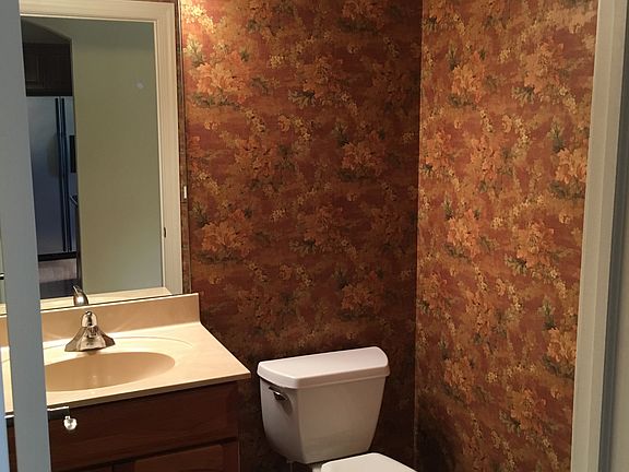 5th image of 3631 Bay Harbor Dr
