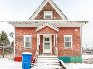 15 Seal View Ln, Saint John, NB E2M 5X5