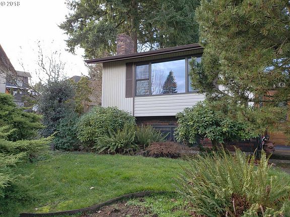 3rd image of 1408 NE 99th Ave