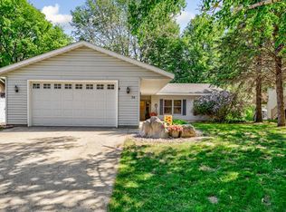 34 Saint Marks Bay, Faribault, MN 55021