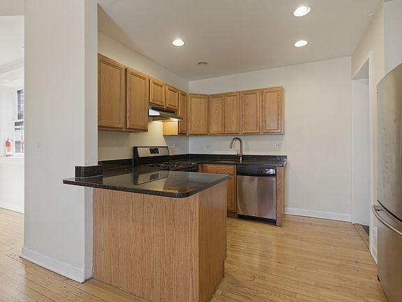 5th image of 5122 N Kenmore Ave #3N