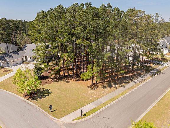 3rd image of 152 Wicklow Dr