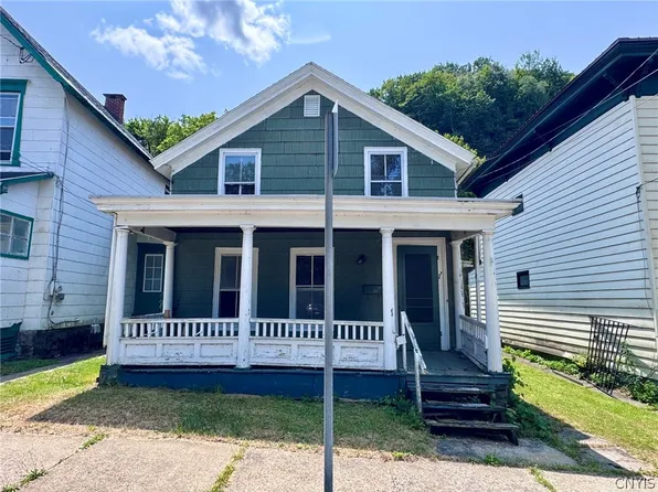 565 E Jefferson St, Little Falls, NY 13365