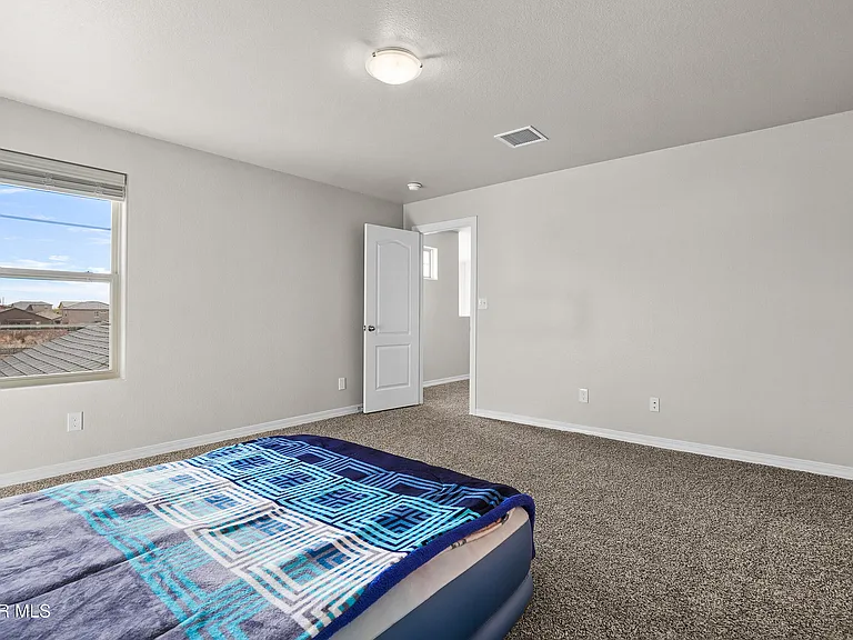 7437 Schweitz Ct — Photo 8