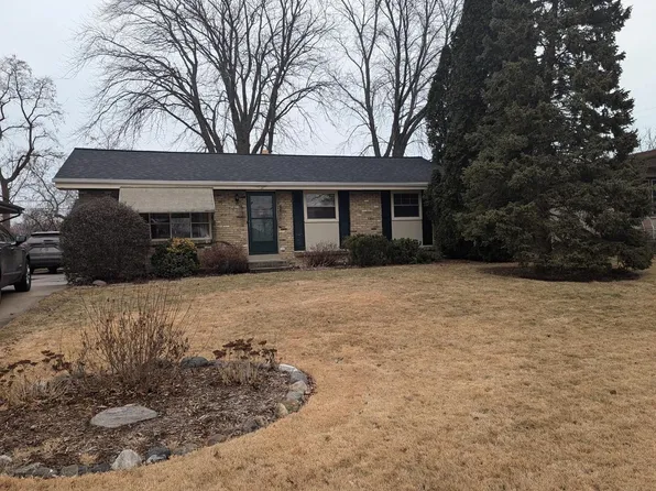 3821 5th AVENUE, South Milwaukee, WI 53172