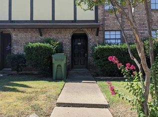 936 Southmoor Dr #938, Arlington, TX 76010