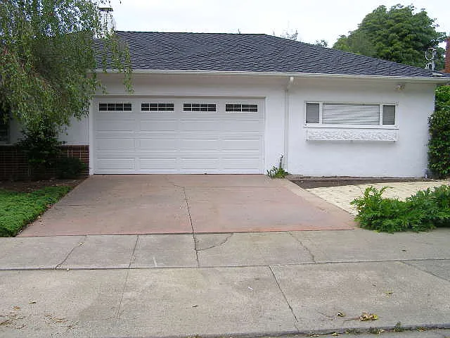 Garage and driveway parking