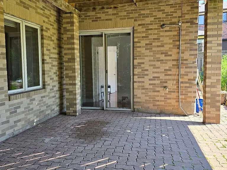 122 Centennial Rd #BSM — Photo 11