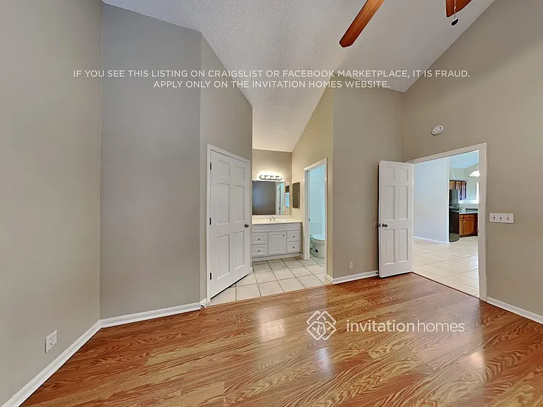 11324 N 81st Dr — Photo 6