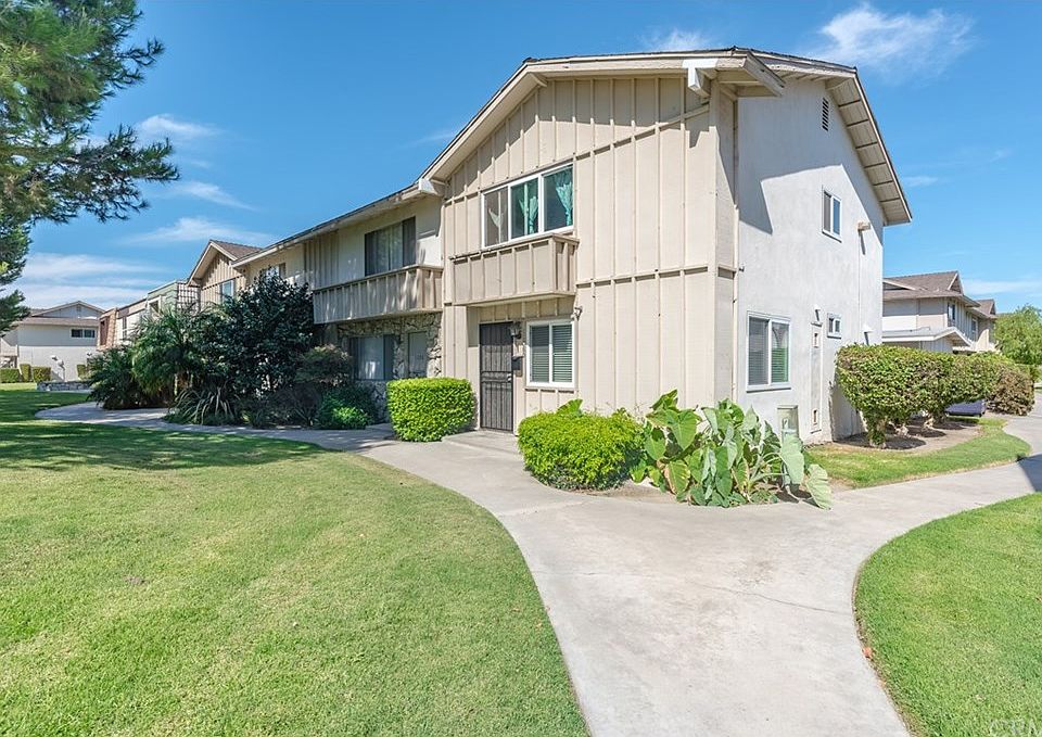 1st image of 11080 La Naranja Ct