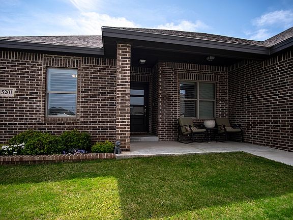 3rd image of 5201 Torrey Vista Dr