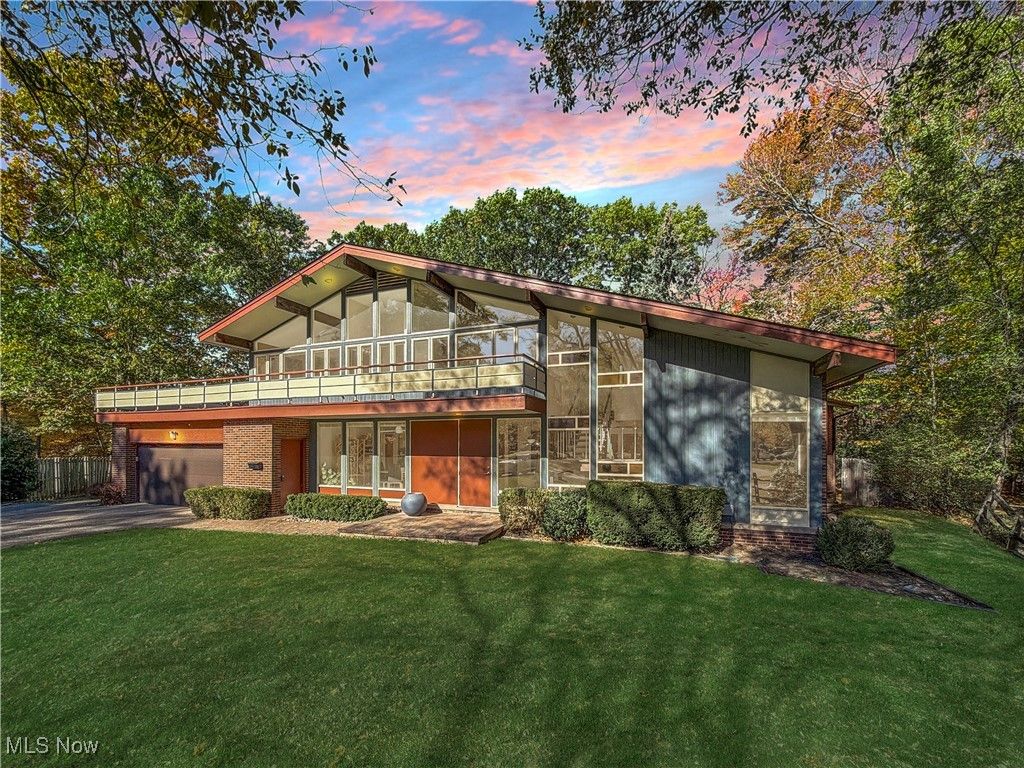 Real estate listing image