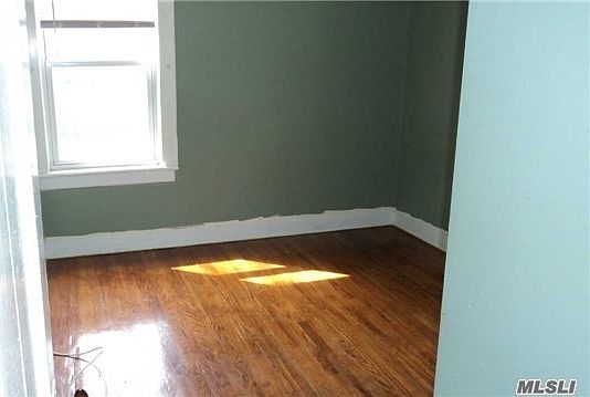 5th image of 151 Woodlawn Ave