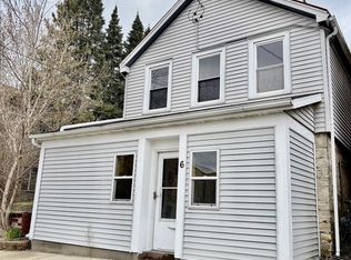 6 S German St, Mayville, WI 53050