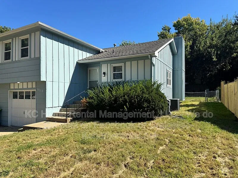 3 bed, 2.0 bath, $2,000 — Photo 3