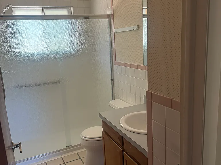 436 Baylor St — Photo 6