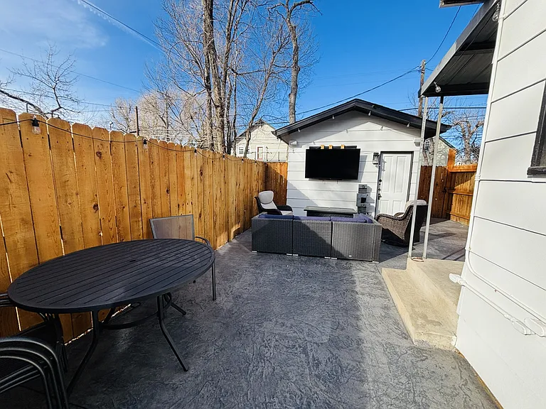 423 E Yampa St #A — Photo 17