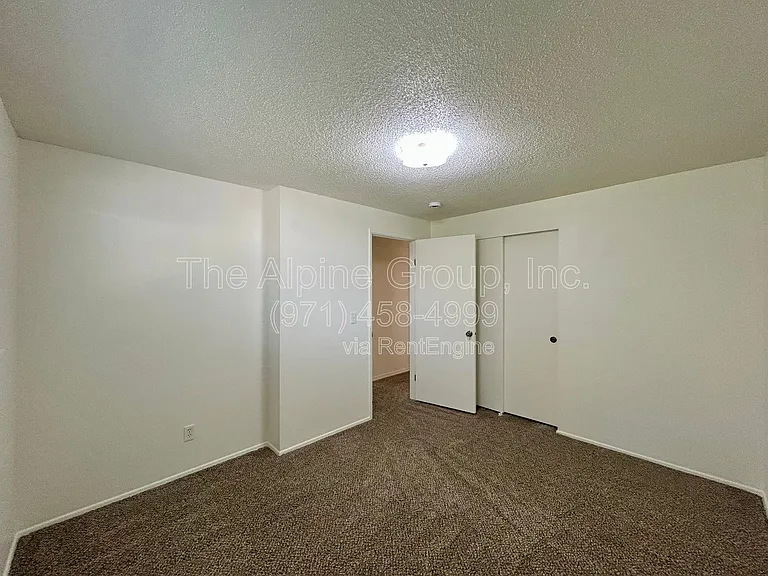 5595 SW Menlo Dr — Photo 36