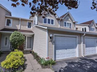 240 Southwick Ct, Rochester, NY 14623