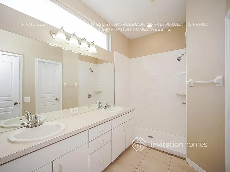 528 Wexford Dr — Photo 12