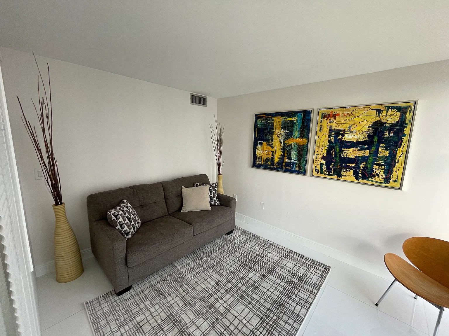 1 bed, 955 sqft, $2,990 — Photo 4