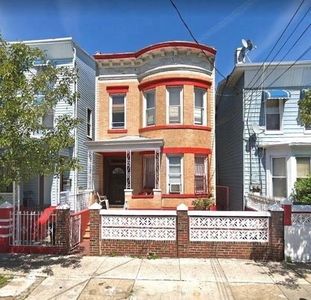161 Jerome St, Brooklyn, NY, 11207