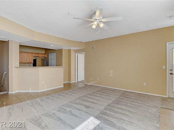 5th image of 5855 Valley Dr Unit 2165