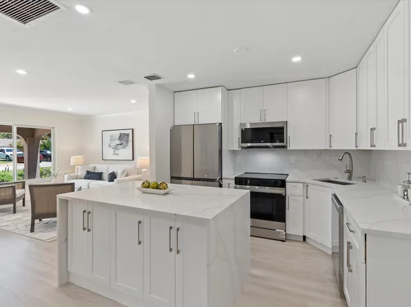 136 NW 10th Street, Boca Raton, FL 33432