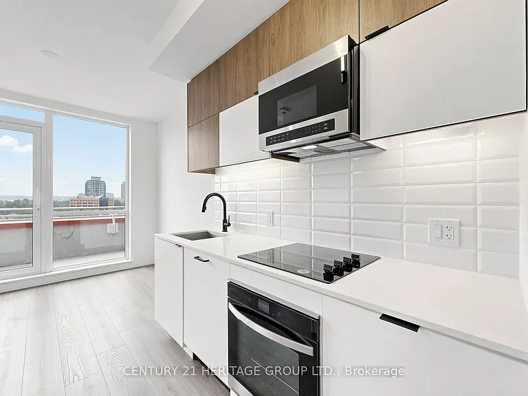 8888 Yonge St #718 — Photo 18