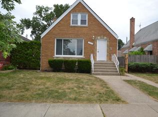 2940 W 97th Pl, Evergreen Park, IL