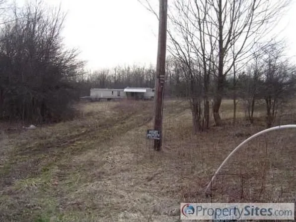 54392 County Road 681, Lawrence, MI 49064