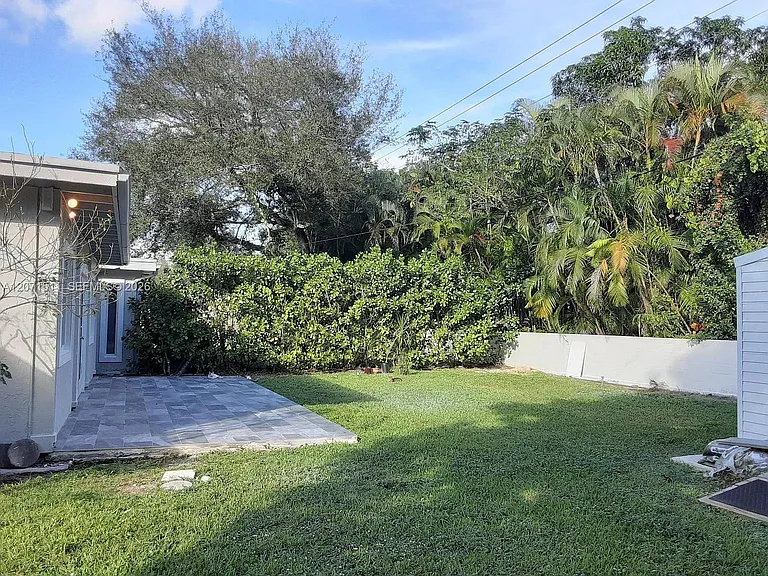 12251 SW 82nd Ave #0 — Photo 3